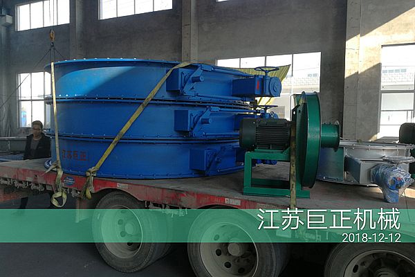 廈門客戶訂購的擋板門驗收合格,發貨準備中